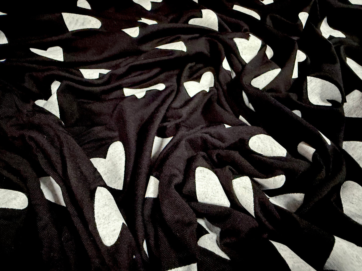 Viscose spandex stretch single jersey fabric, per metre - love heart print - black & white