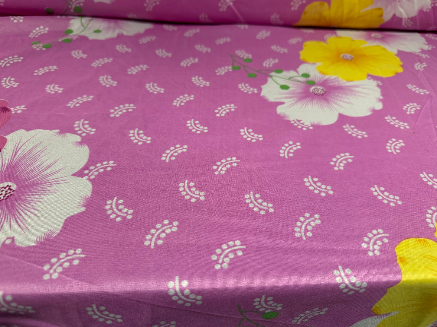 Lightweight extra wide sheeting fabric, per metre - floral print - pink