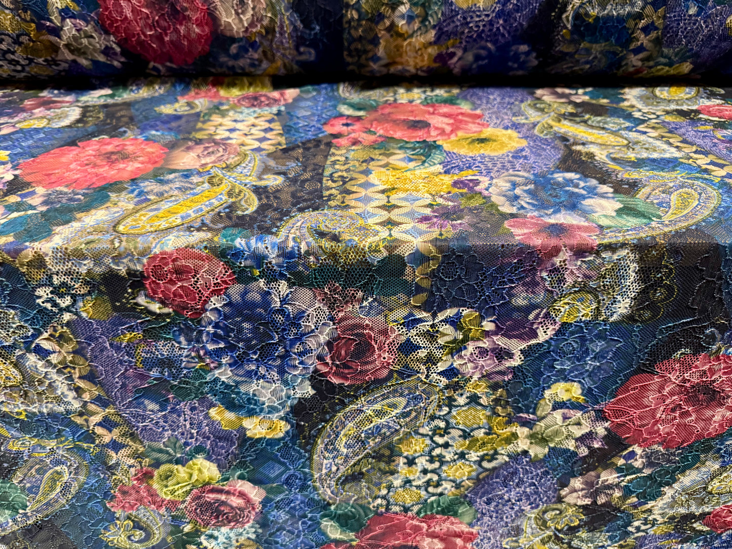 Stretch spandex lace fabric, per metre - paisley rose print - blue & pink