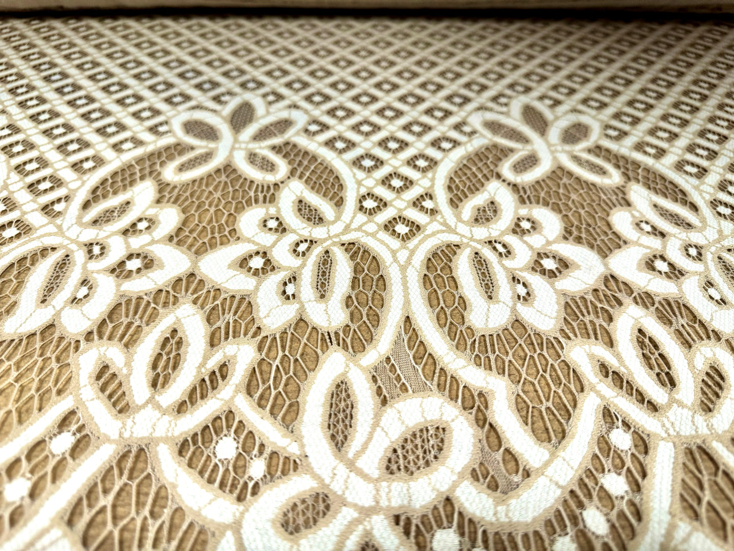 Lace fabric, per metre - paisley mosaic pattern - cream & beige