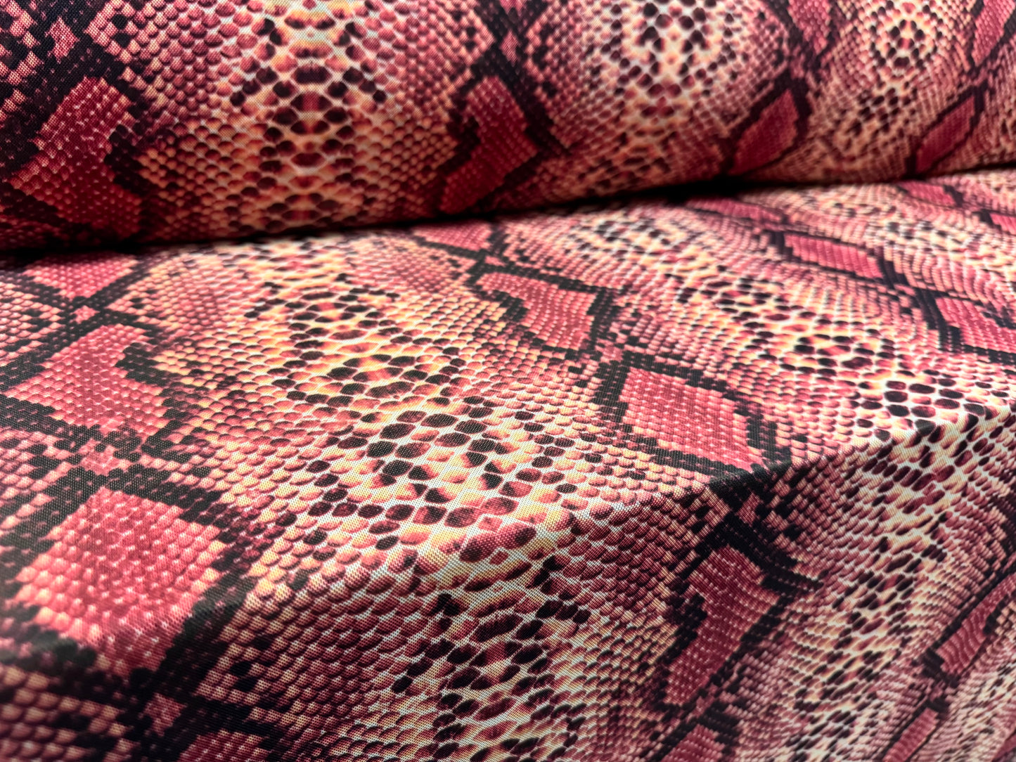 Power mesh net stretch spandex fabric, per metre - snake skin animal print - berry