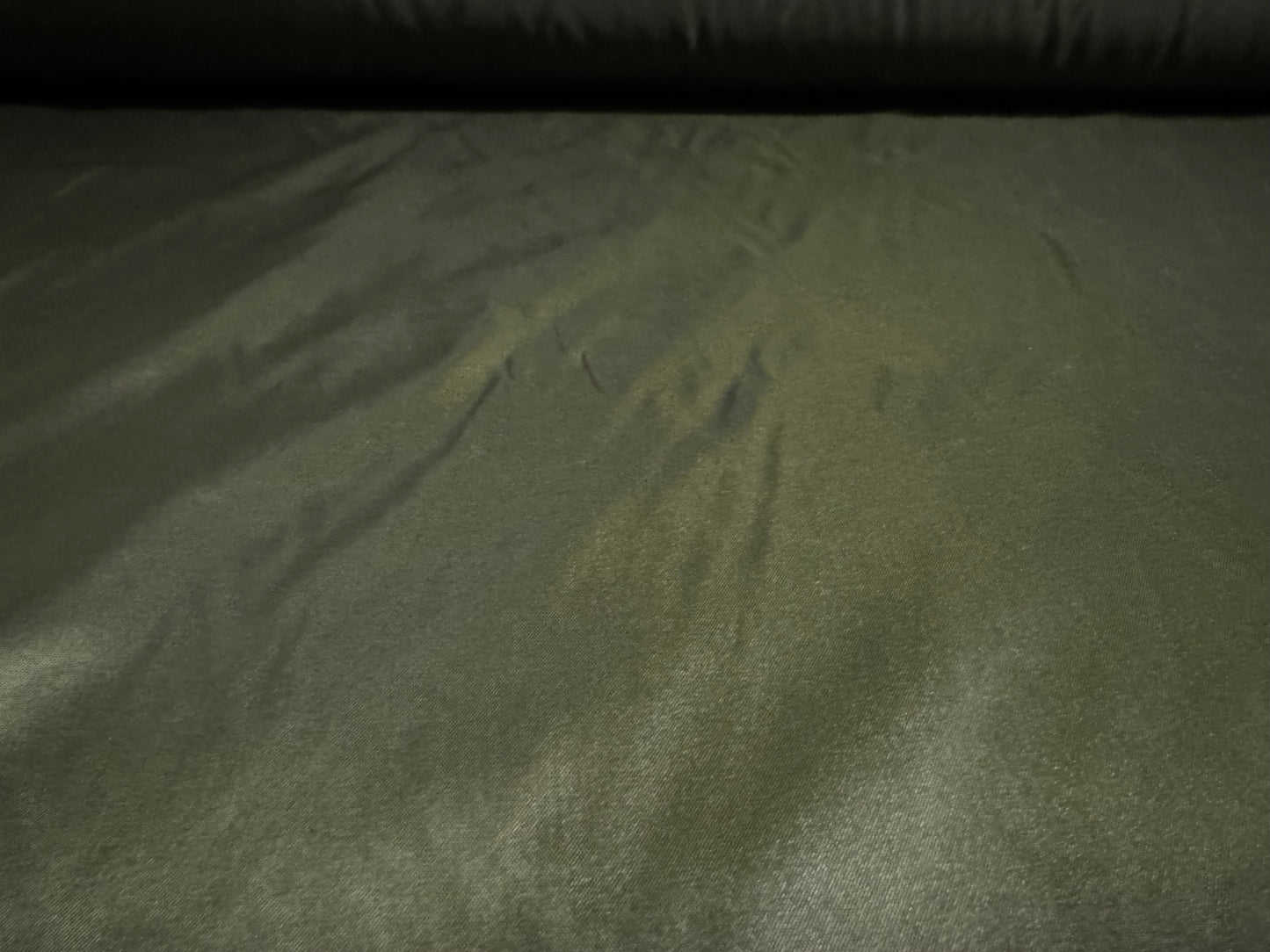 Lightweight woven lining fabric, per metre - olive green