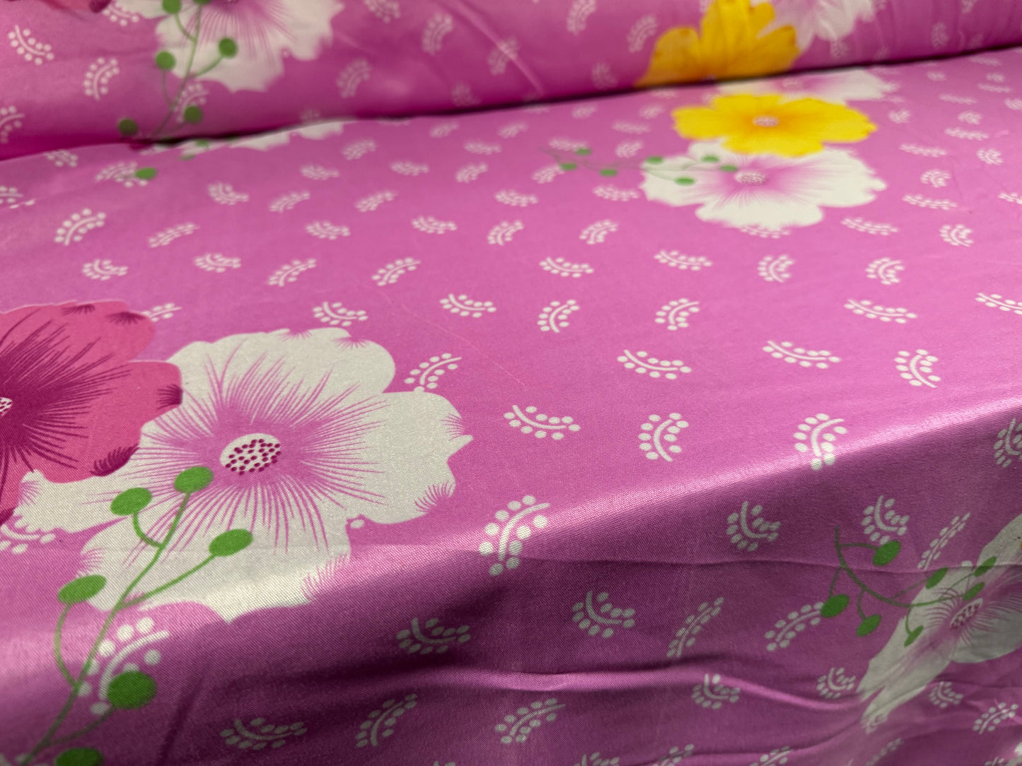 Lightweight extra wide sheeting fabric, per metre - floral print - pink