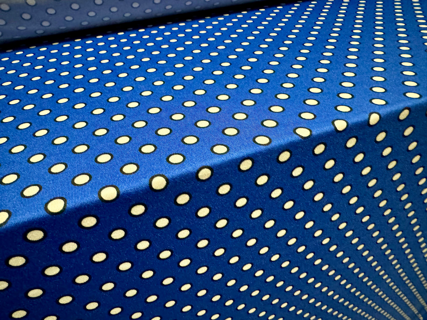 Stretch spandex single jersey fabric, per metre - Bright spot print - blue