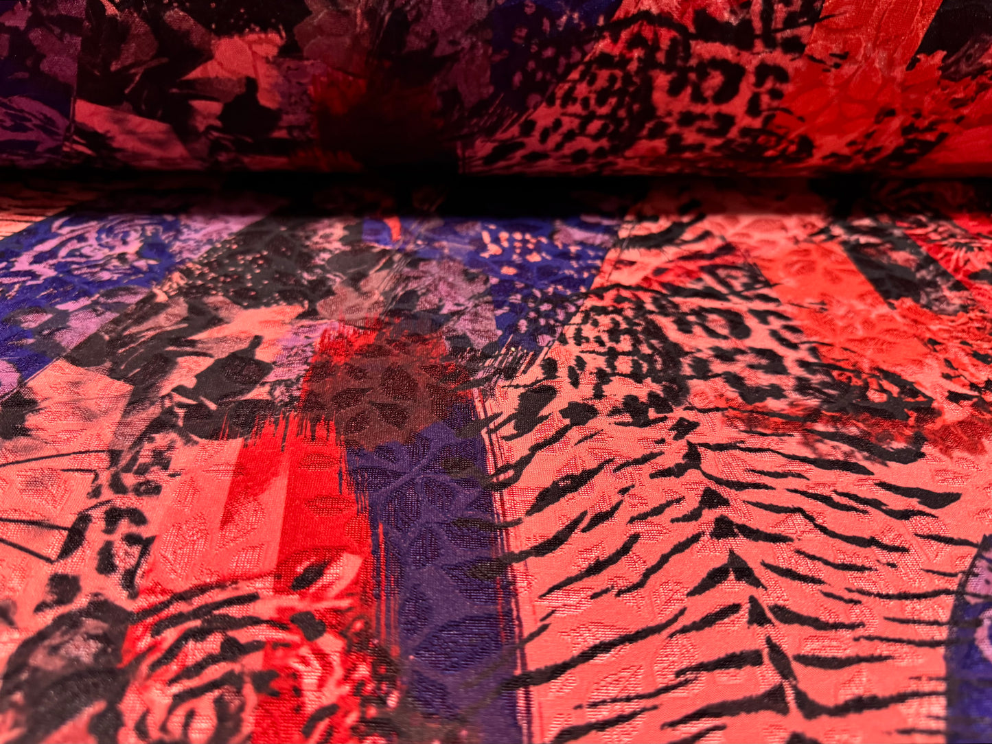 Stretch spandex jersey jacquard fabric, per metre - leopards print - pink & blue