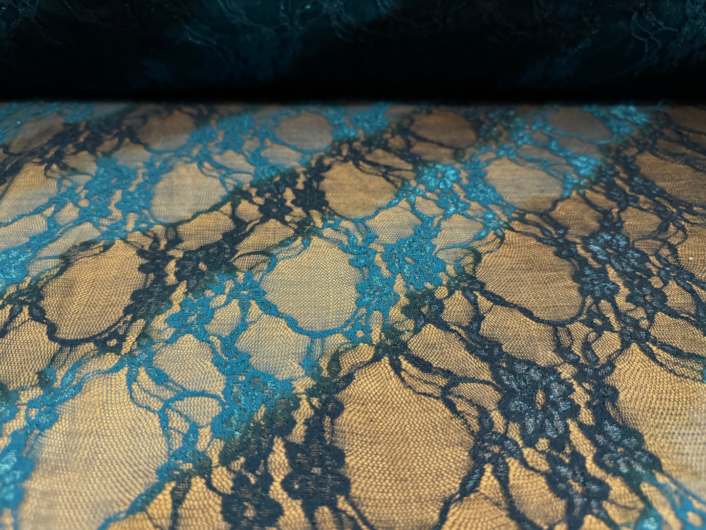 Stretch spandex mesh lace fabric, per metre - diagonal smudge stripe print - kingfisher