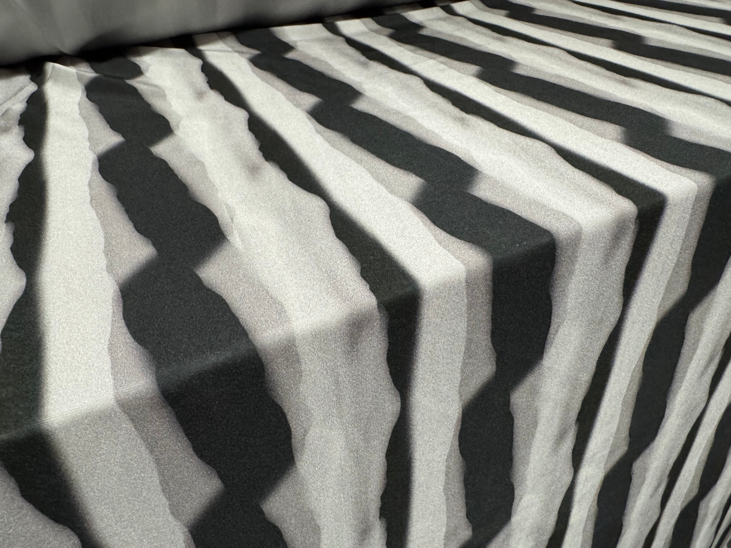 Yoga stretch spandex jersey fabric, per metre - smudge stripes print - grey