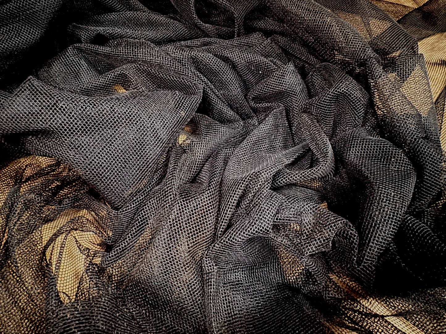 Super fine lightweight mesh net fabric, per metre - plain - black