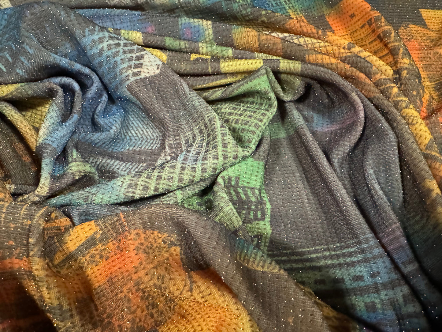 Metallic slinky spandex stretch jersey fabric with gold lurex, per metre - city skyscraper print - multicolour