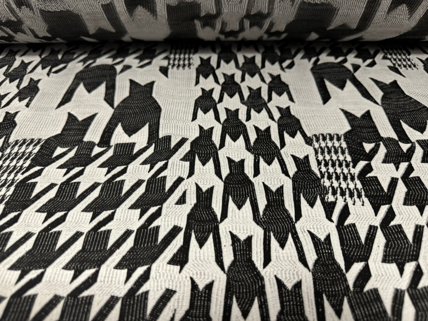 Stretch double jersey fabric, per metre - houndstooth check jacquard - monochrome