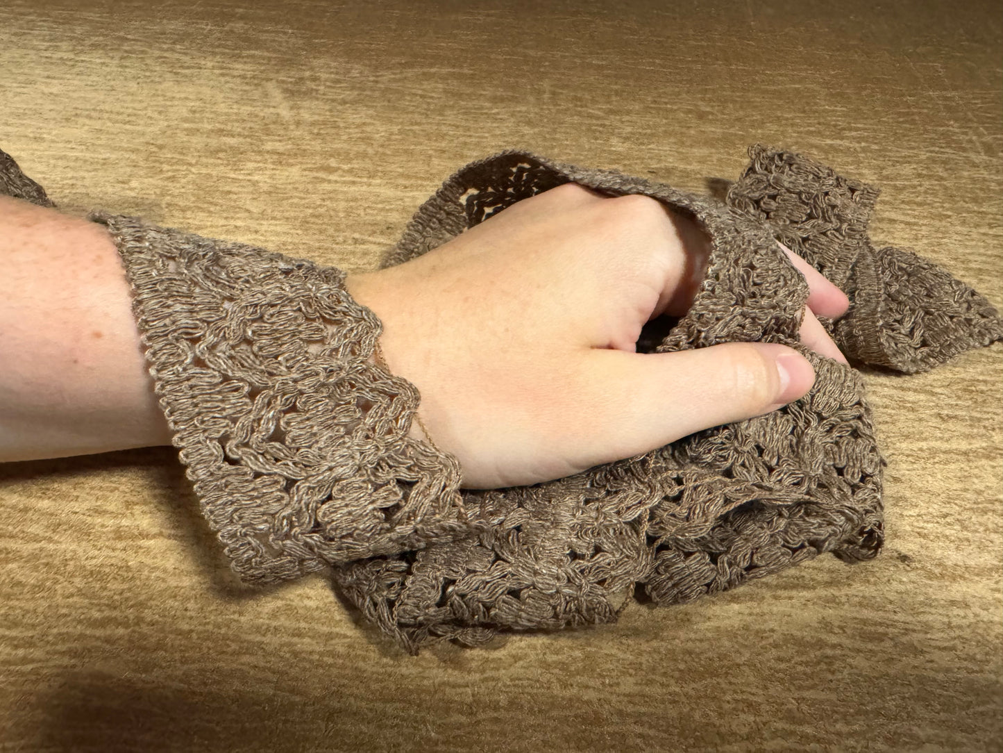Crochet lace edging trim fabric, per metre - floral - brown