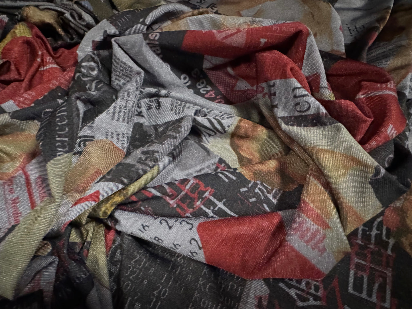 Finely textured stretch single jersey fashion fabric, per metre - Marilyn Monroe Hollywood Headlines print - grey & red
