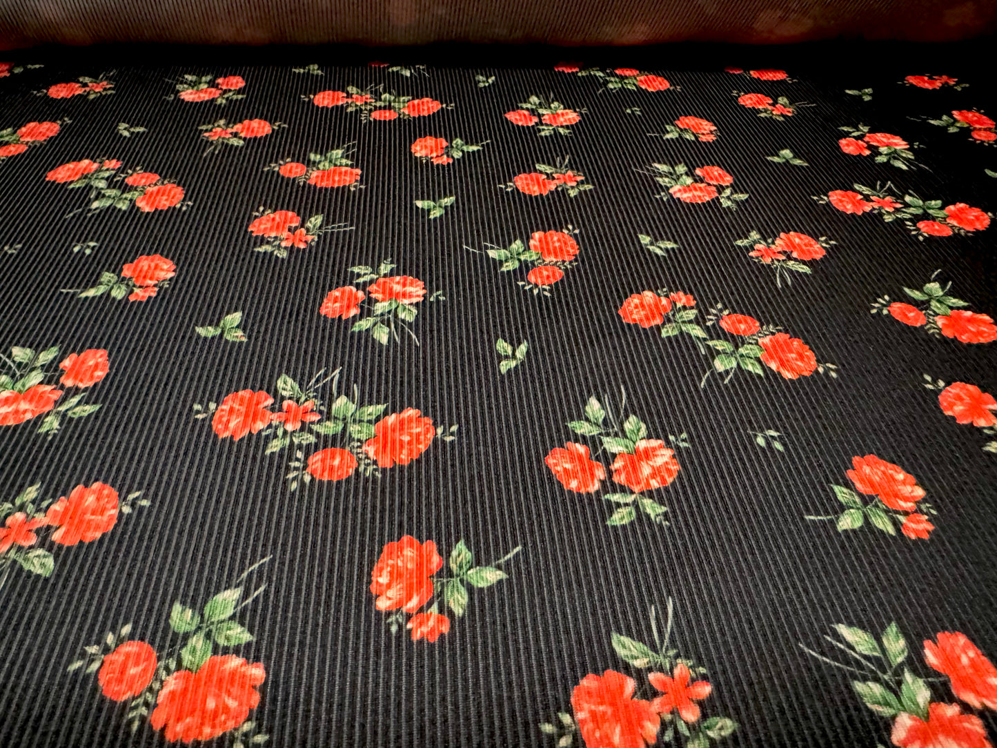 Stretch spandex rib jersey fabric, per metre - flower print - black & red