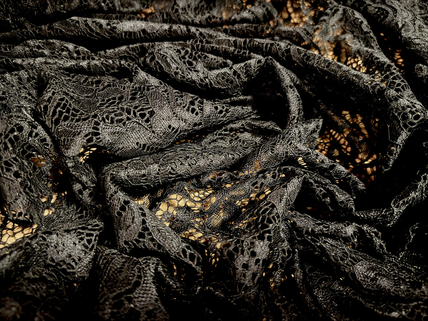 Stretch spandex lace dress fabric with scalloped selvedges, per metre - floral - black