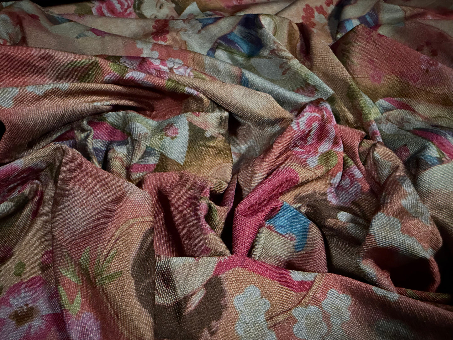 Finely textured spandex stretch Jersey fabric, per metre - East Asia inspired print - grey & pink
