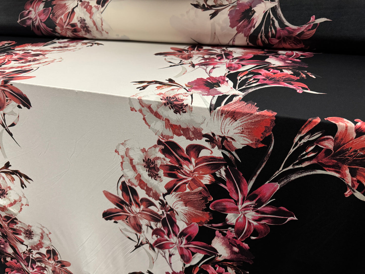ITY stretch spandex single jersey fabric, per metre - jumbo lily print - ivory magenta & pink