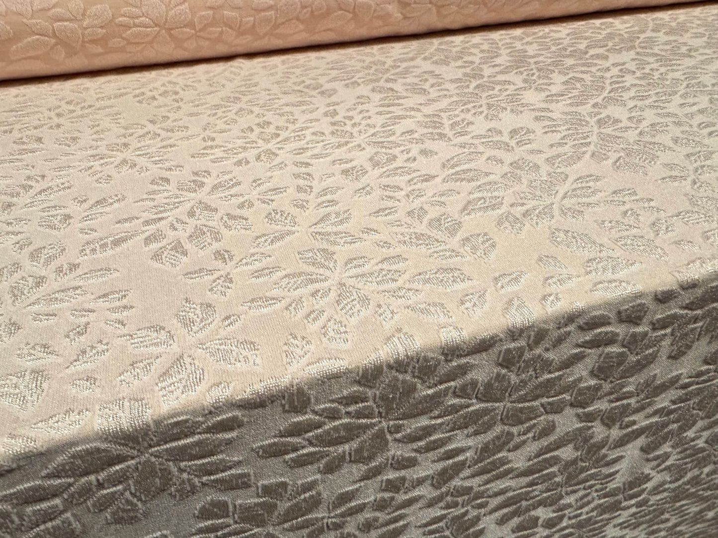 Stretch spandex jersey fabric, per metre - floral leaf jacquard - light peach