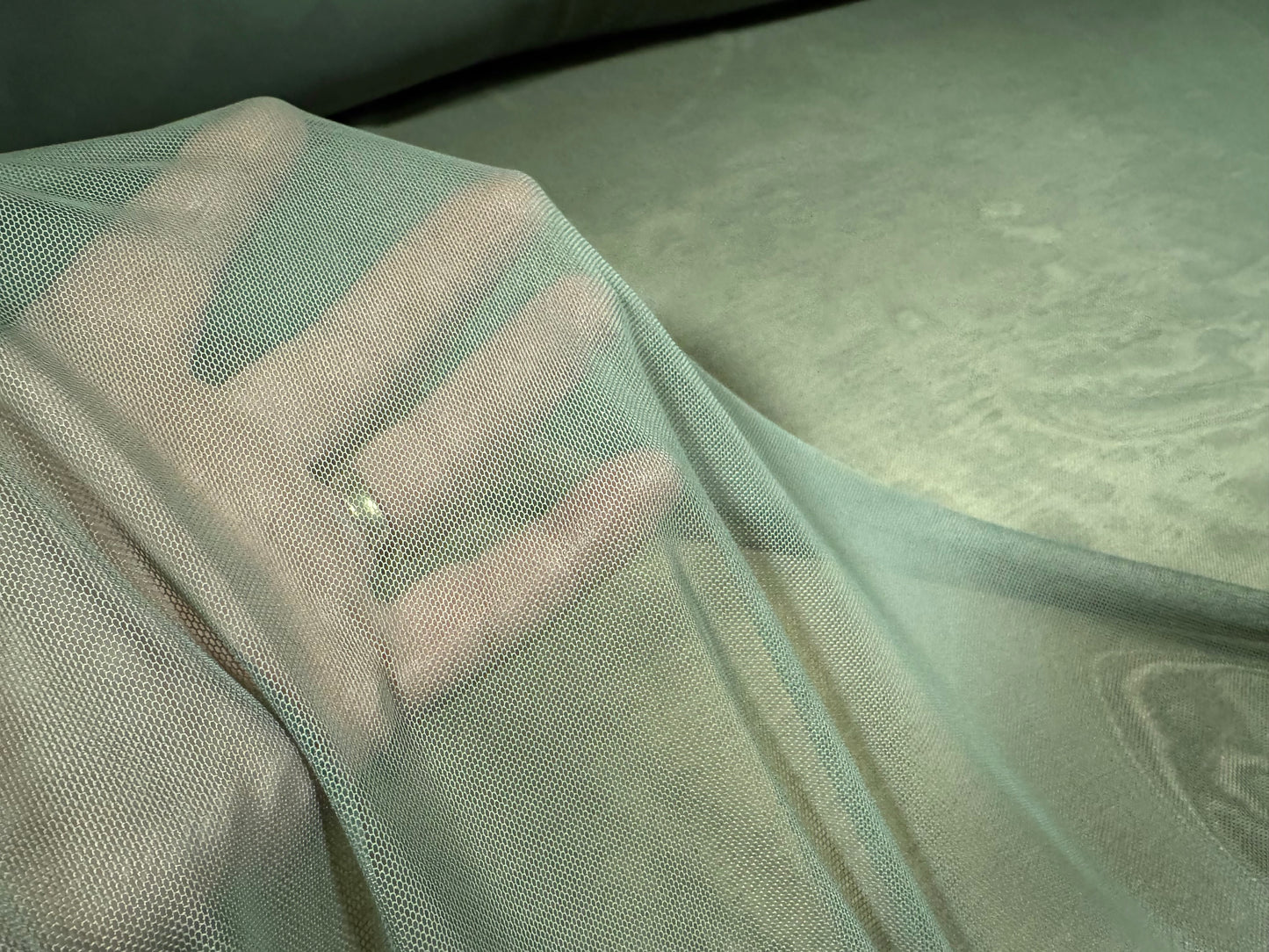 Power mesh net stretch spandex fabric, per metre - plain - fern green