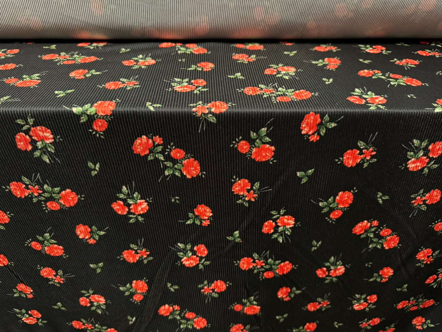 Stretch spandex rib jersey fabric, per metre - flower print - black & red