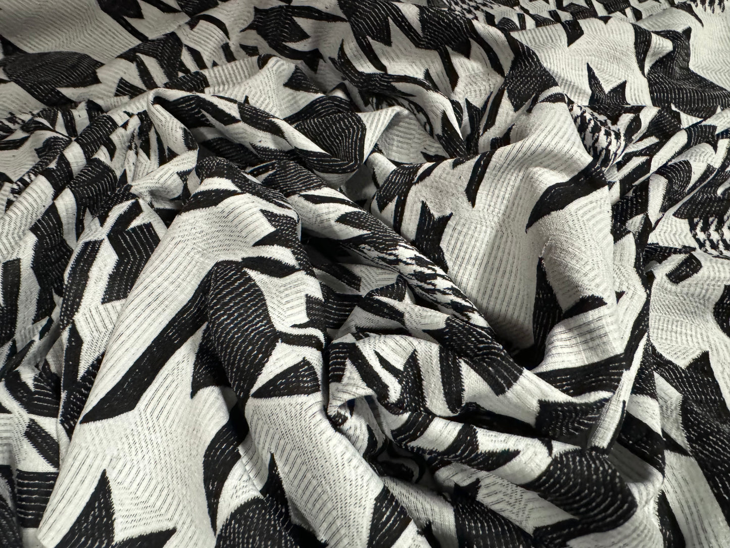 Stretch double jersey fabric, per metre - houndstooth check jacquard - monochrome