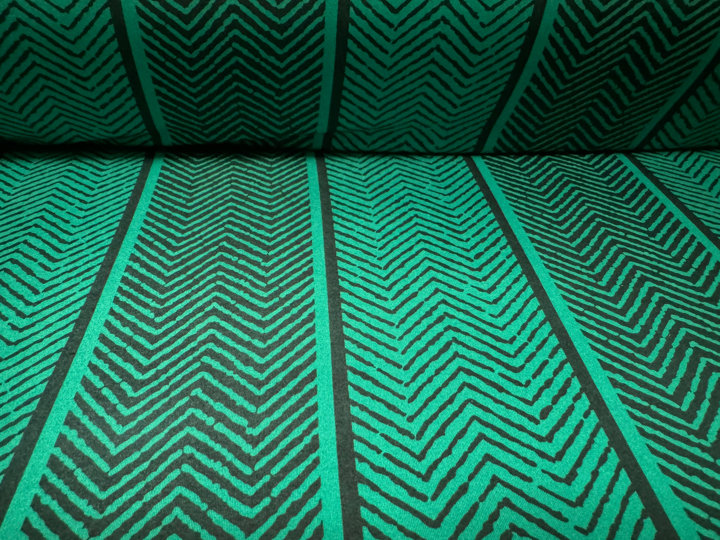 Soft touch stretch spandex single jersey fabric, per metre - jumbo herringbone print - emerald green