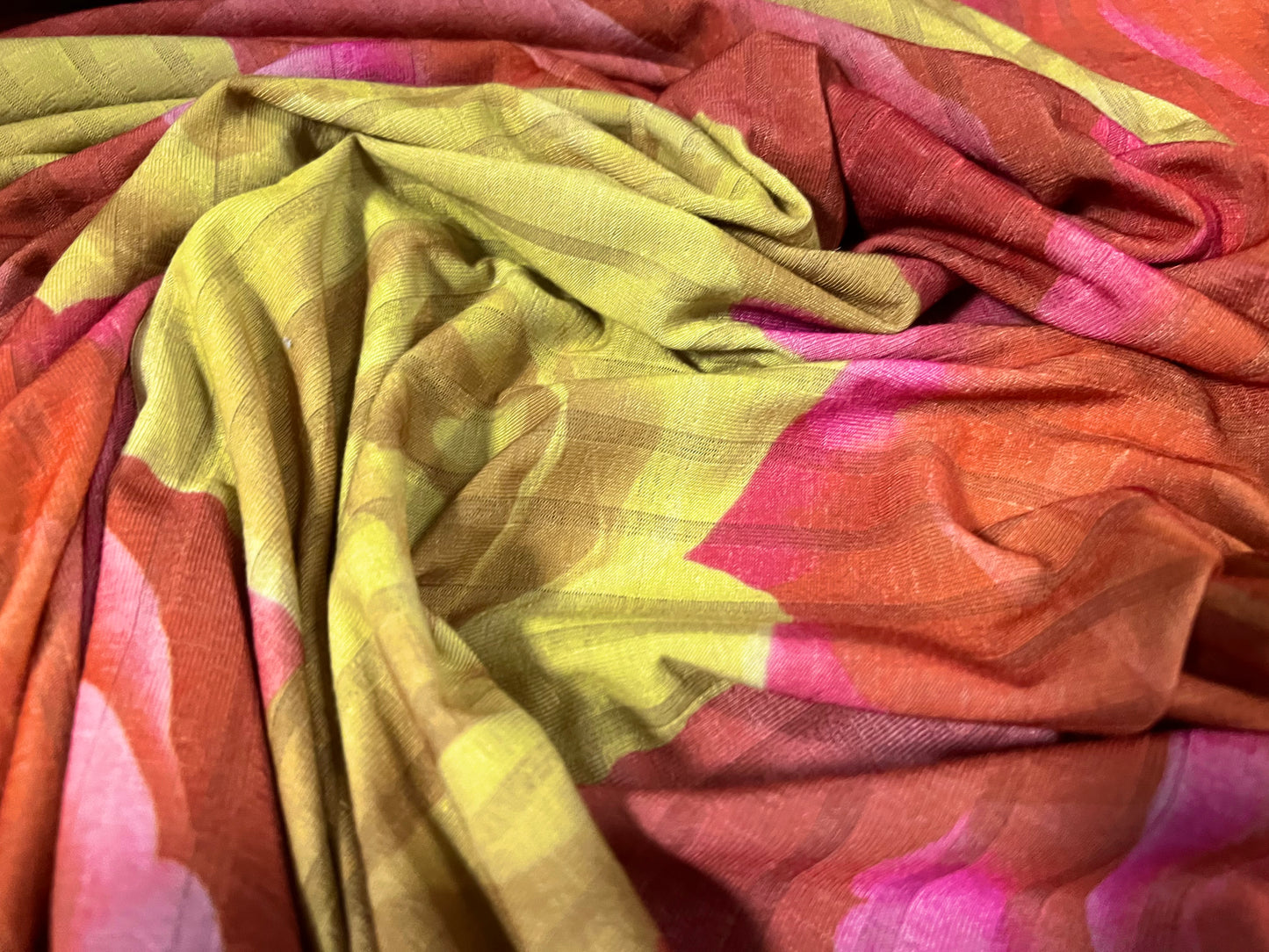 Soft Spandex stretch rib jersey fabric, per metre - jumbo rose flower print - pink & gold