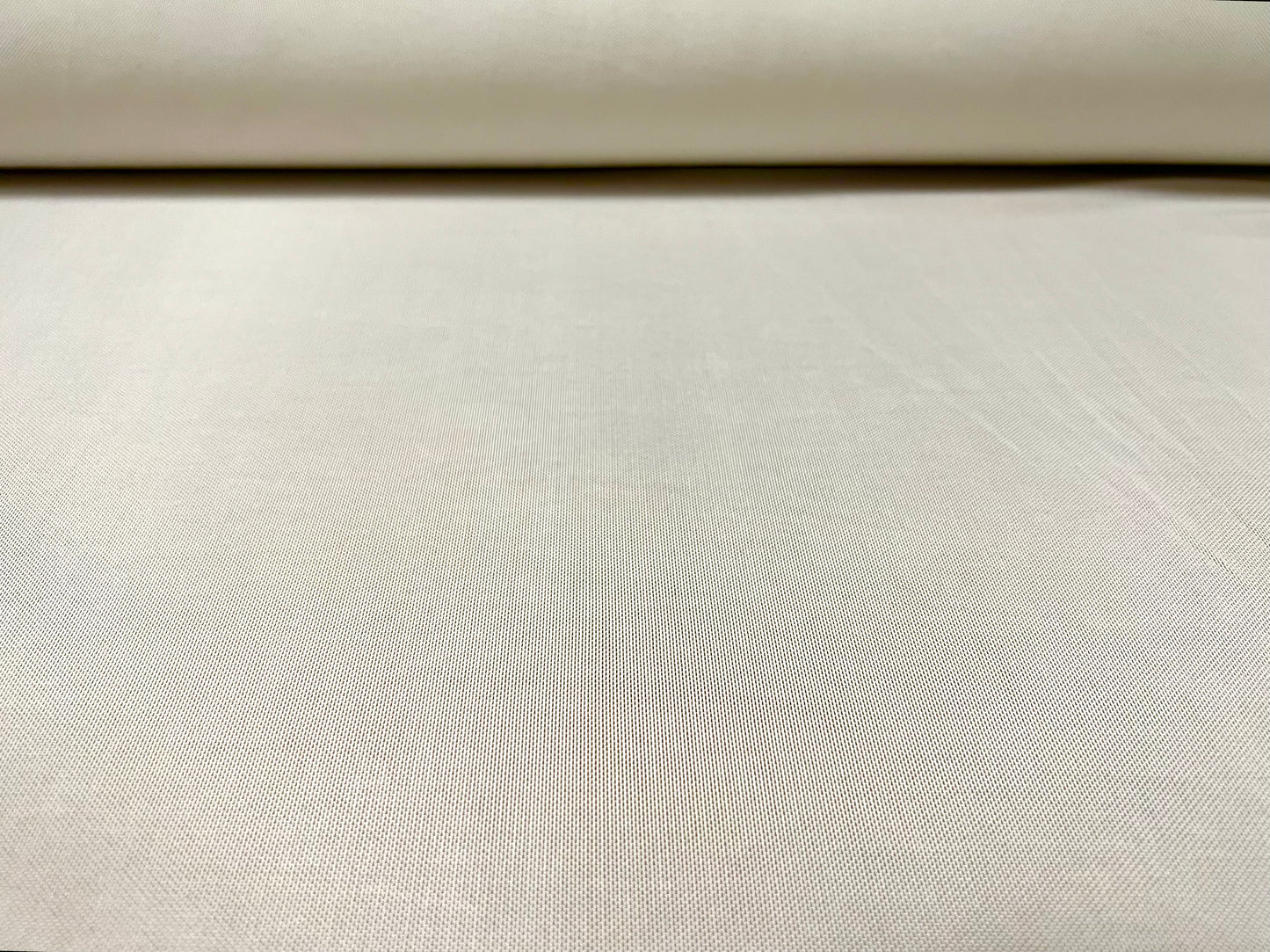 Power mesh net stretch spandex fabric, per metre - Plain - light cream