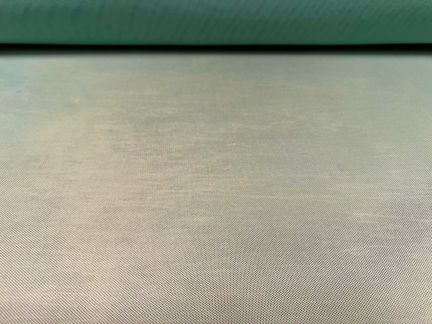 Power mesh net stretch spandex fabric, per metre - plain - mint green