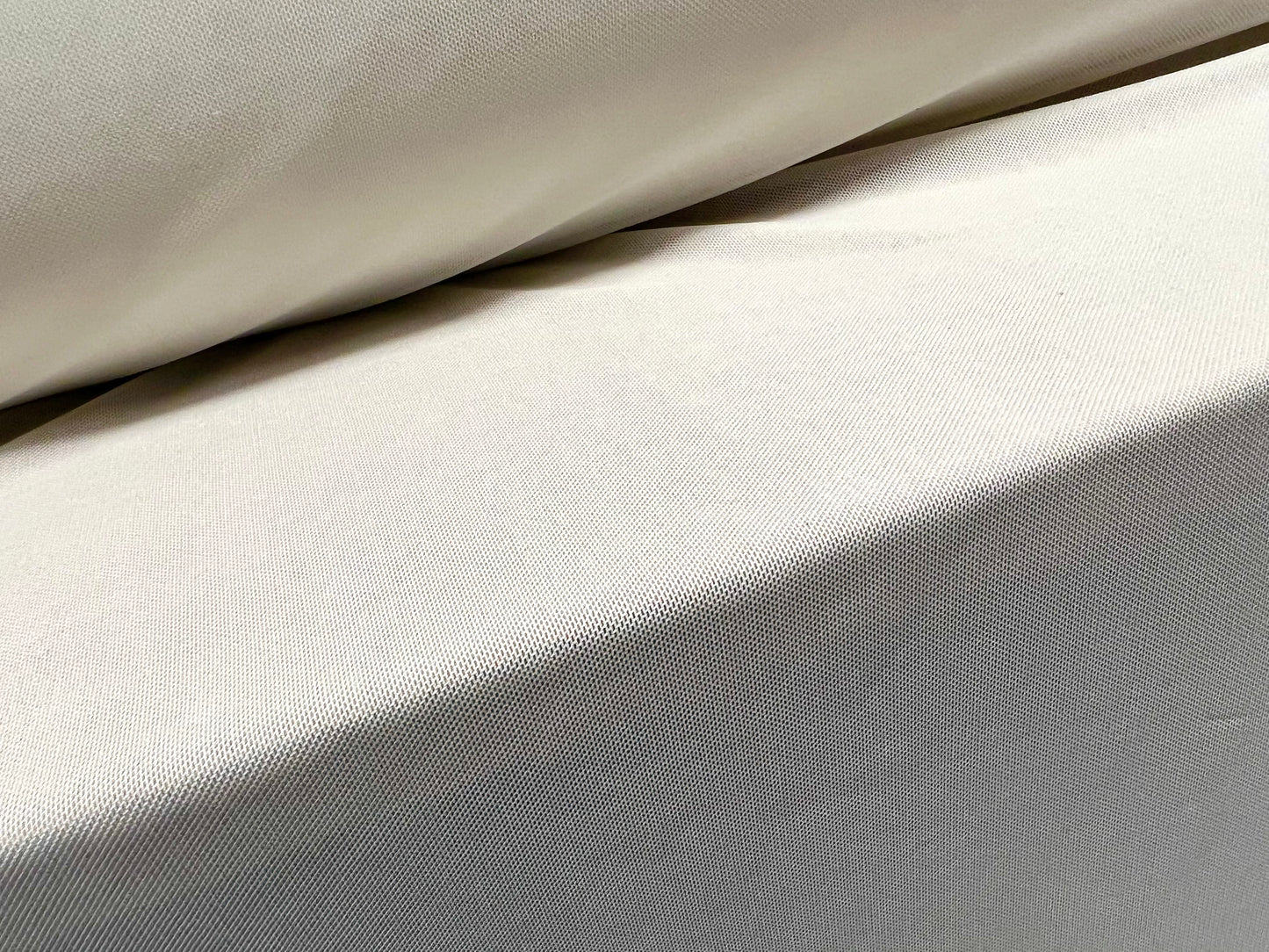 Power mesh net stretch spandex fabric, per metre - Plain - light cream