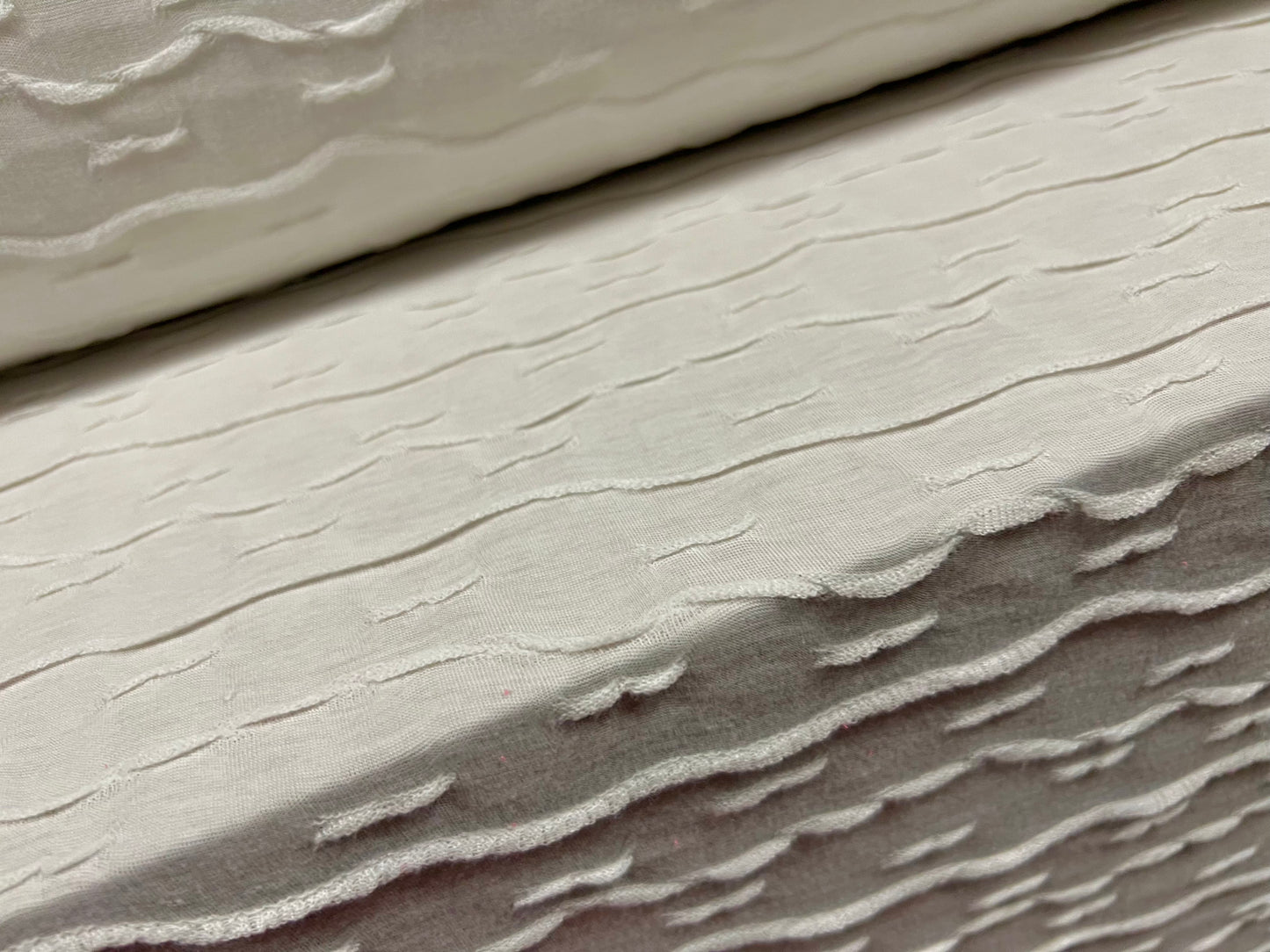 Single jersey jacquard fabric, per metre - broken wave - ivory