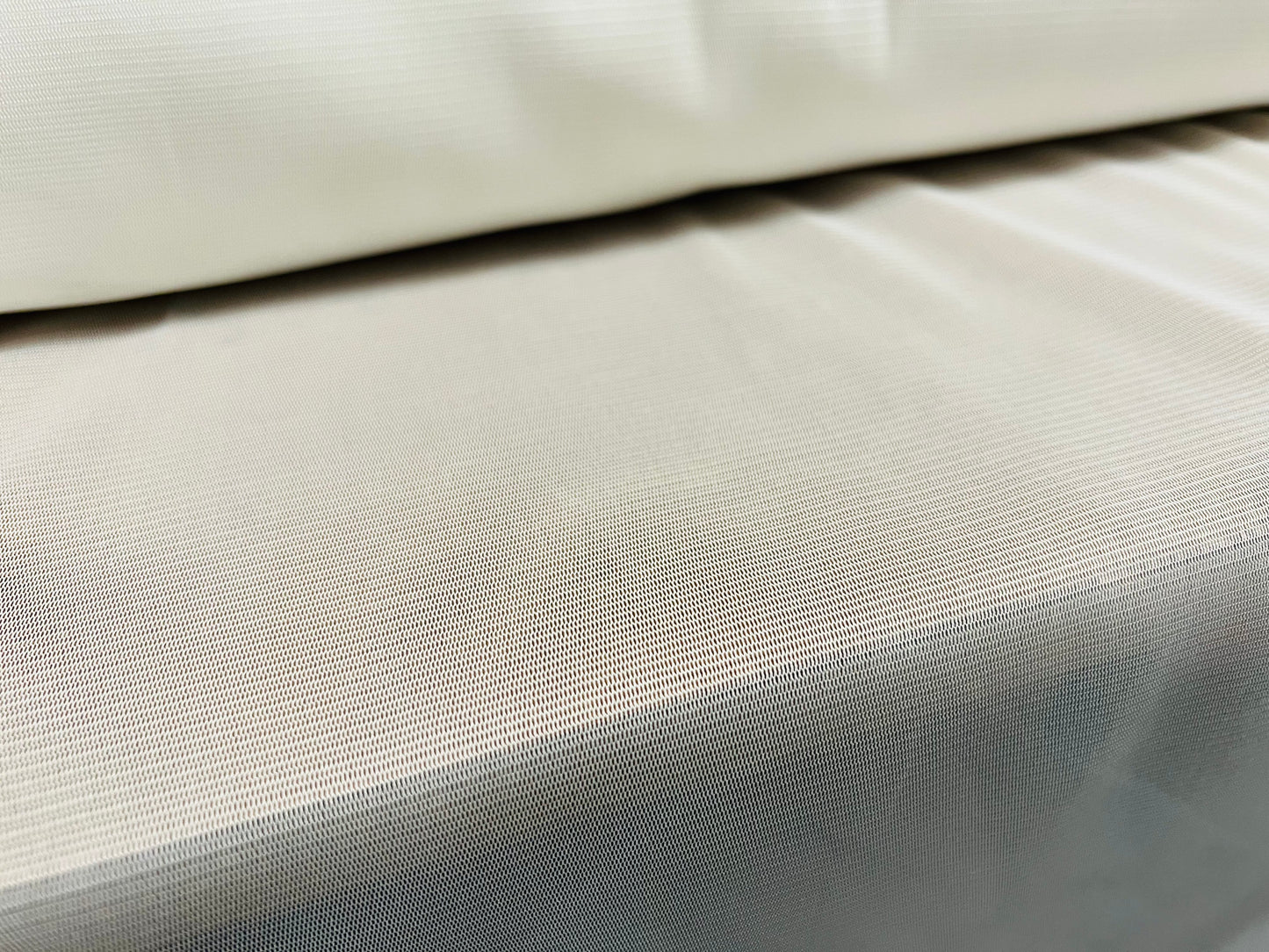 Helenca mesh lightweight net fabric, per metre - plain - white