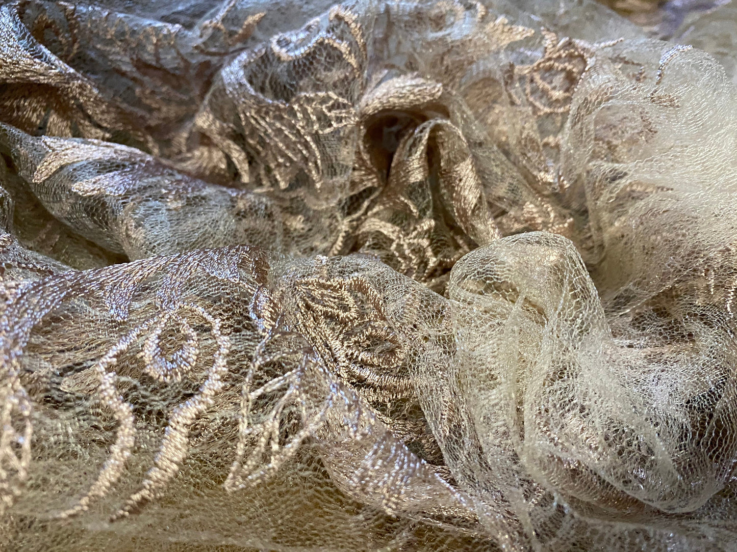 Embroidered chemical lace fabric, per metre - nude floral design