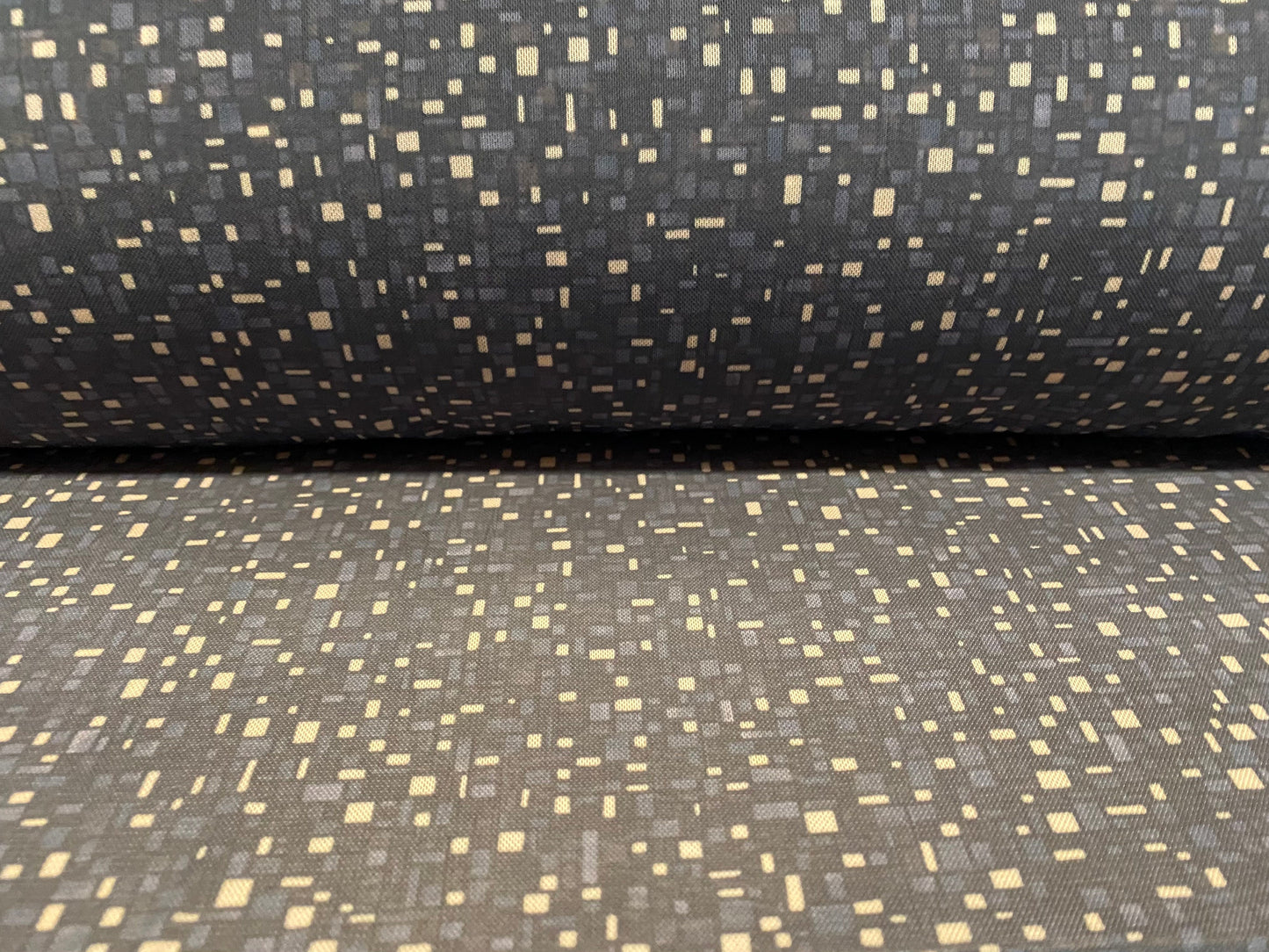 Power mesh net stretch fabric, per metre - grey geometric print