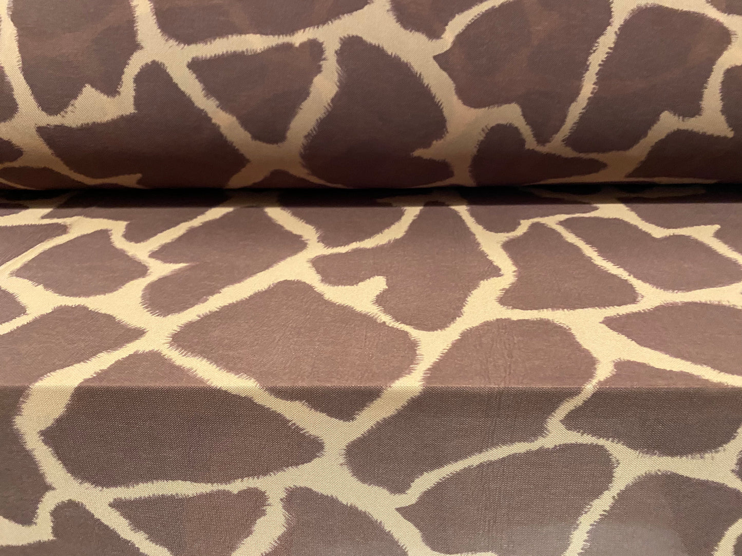 Power mesh net stretch fabric, per metre - giraffe print