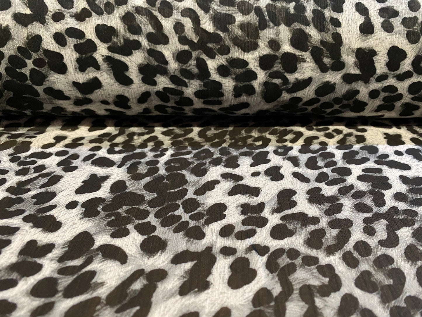 Printed chiffon yoryu dress blouse fabric, per metre - Leopardskin animal print - grey