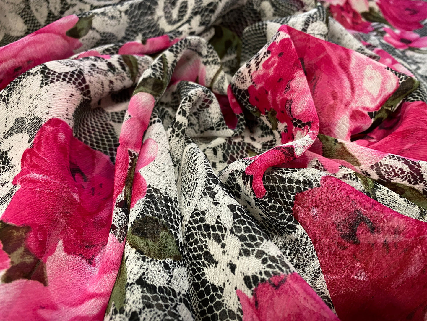 Printed chiffon woven dress blouse fabric, per metre - Roses on lace print - fuschia