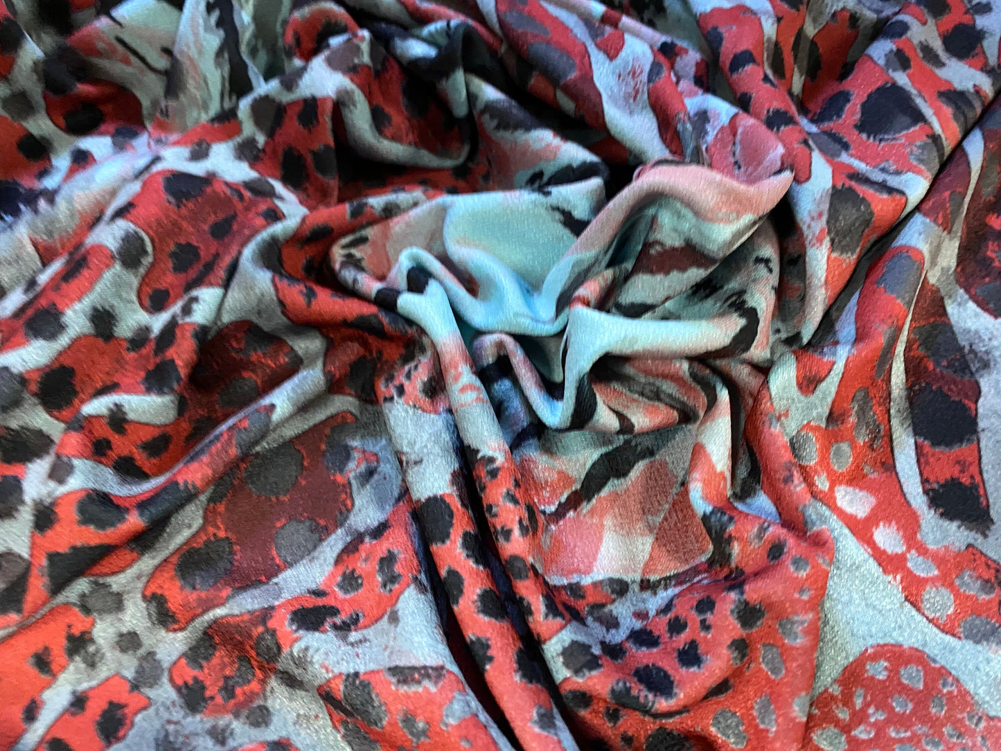 Stretch Spandex crepe jersey fabric, per metre - stylised Leopardskin print - turquoise