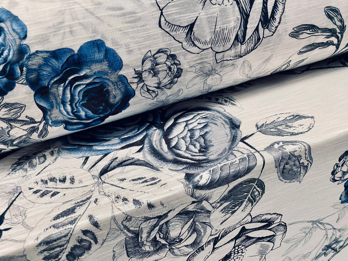 Slub single jersey printed fabric, per metre - white with blue rose flower print