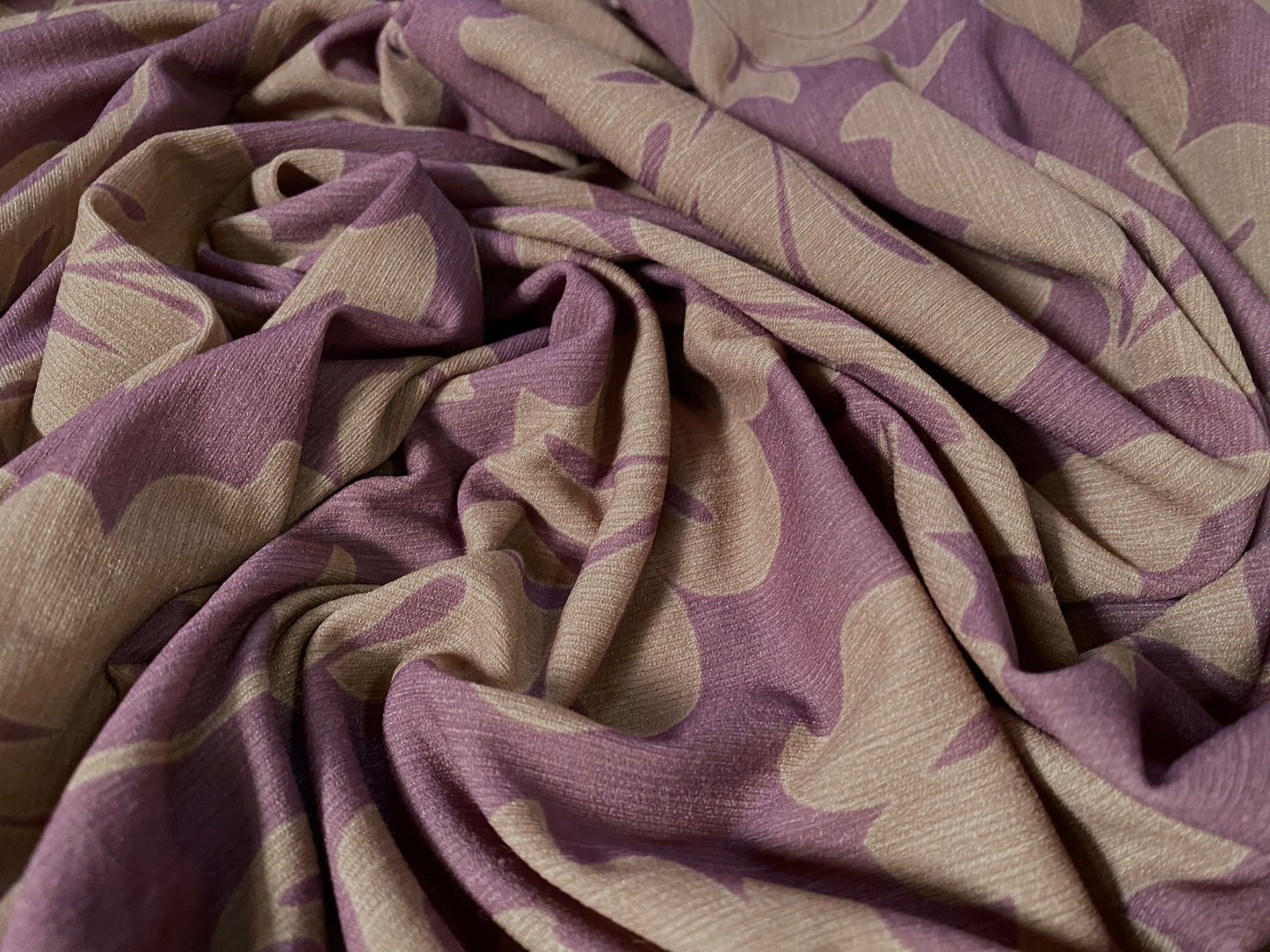 Single jersey mousse fabric, per metre - mauve brown leaf print