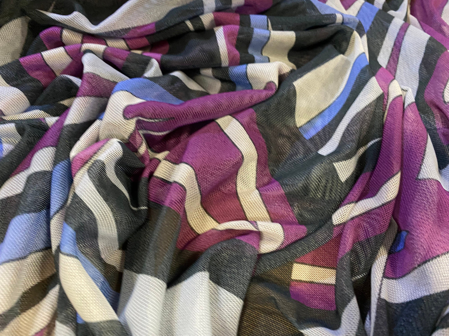 Power mesh net stretch fabric, per metre - retro swirl print - purple