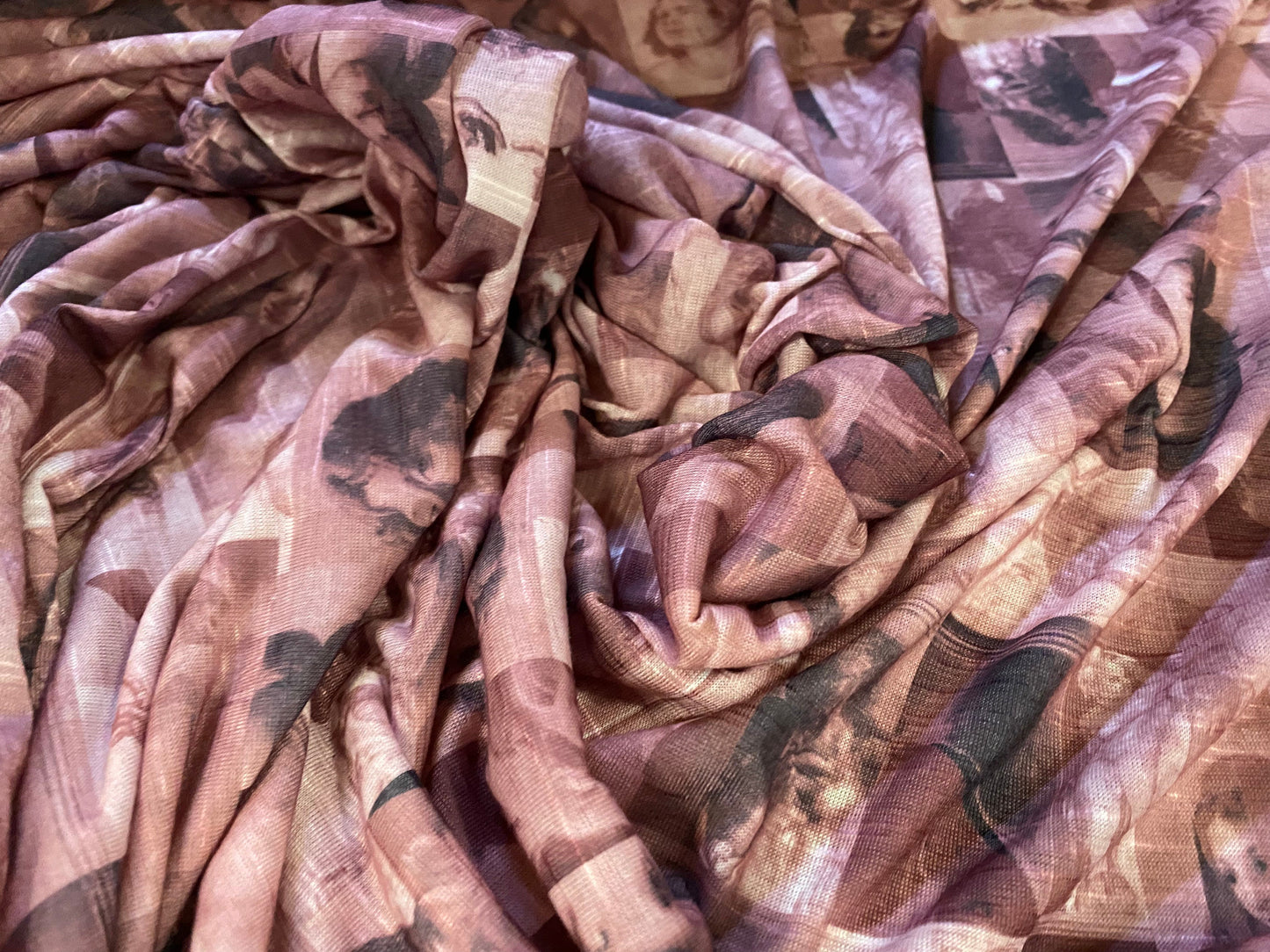 Slub single jersey printed fabric, per metre - classical portraits print - dark pink