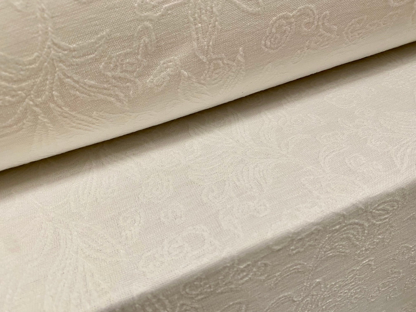 Stretch spandex leaf jacquard jersey fabric, per metre - Ivory