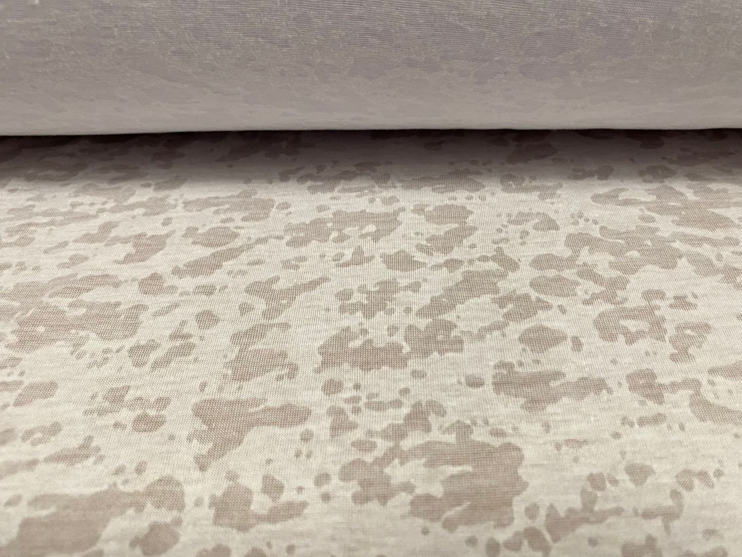 Viscose blend burnout devoré single jersey fabric, per metre - white