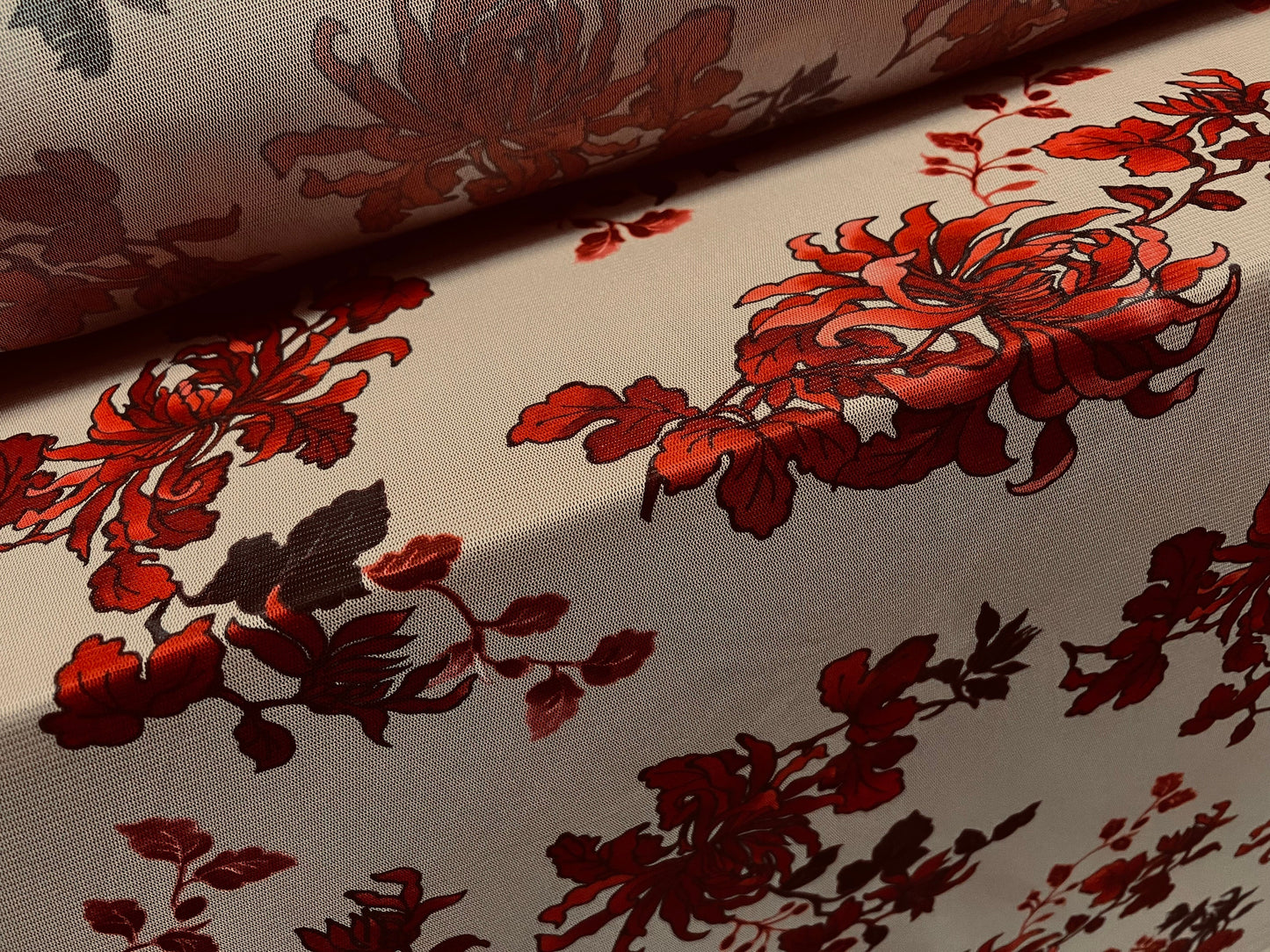Mesh net lightweight fabric, per metre - flower print - stone & Red