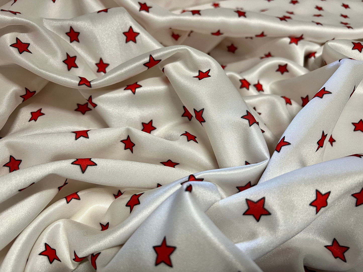 Scuba fabric stretch spandex neoprene style double jersey, per metre - stars print - white & red