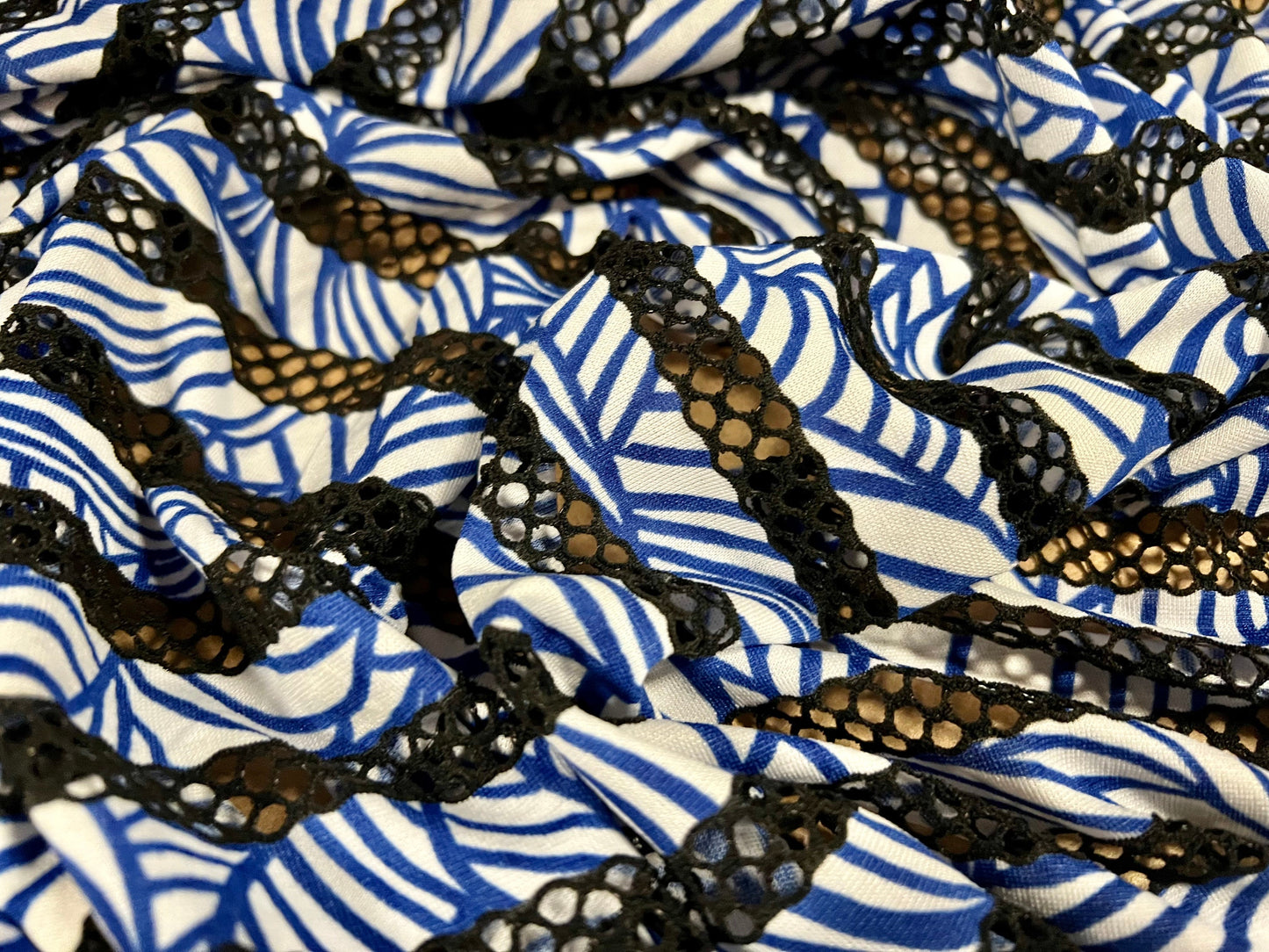 Fishnet mesh stretch spandex jersey print stripe fabric, per metre - Royal blue