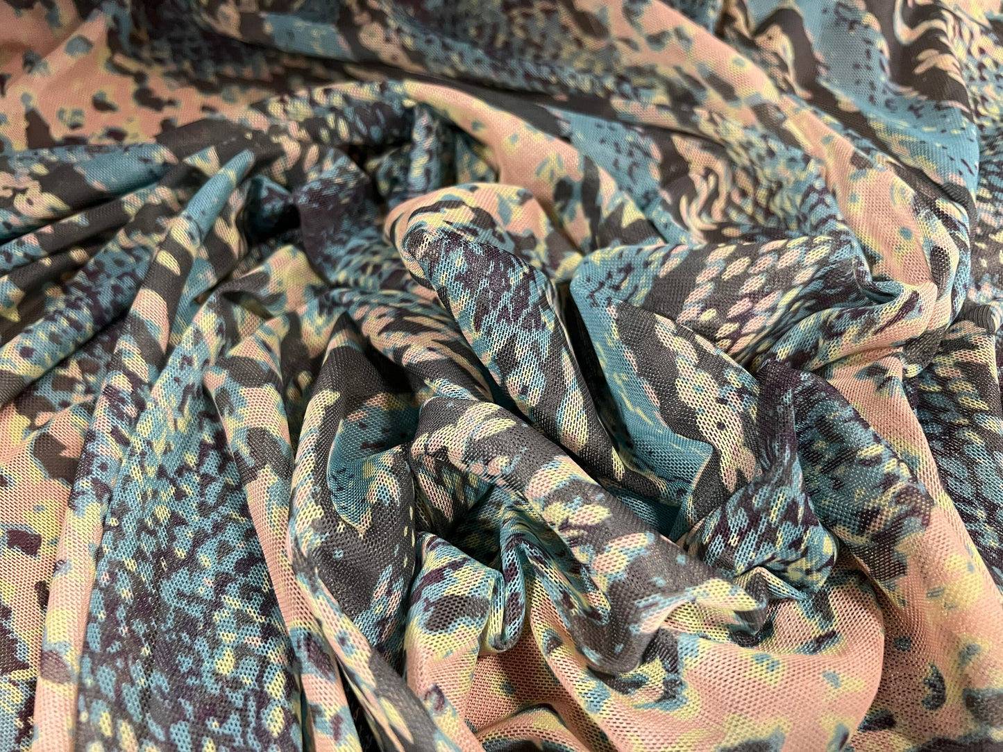 Power mesh net stretch fabric, per metre - snakeskin print - turquoise pink