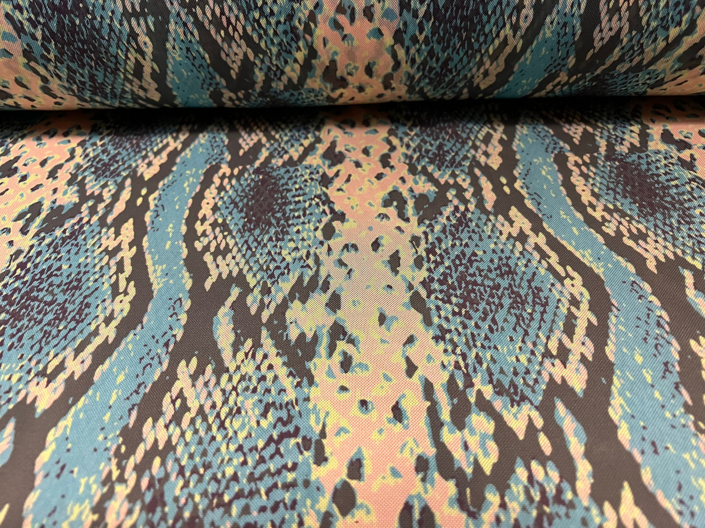 Power mesh net stretch fabric, per metre - snakeskin print - turquoise pink