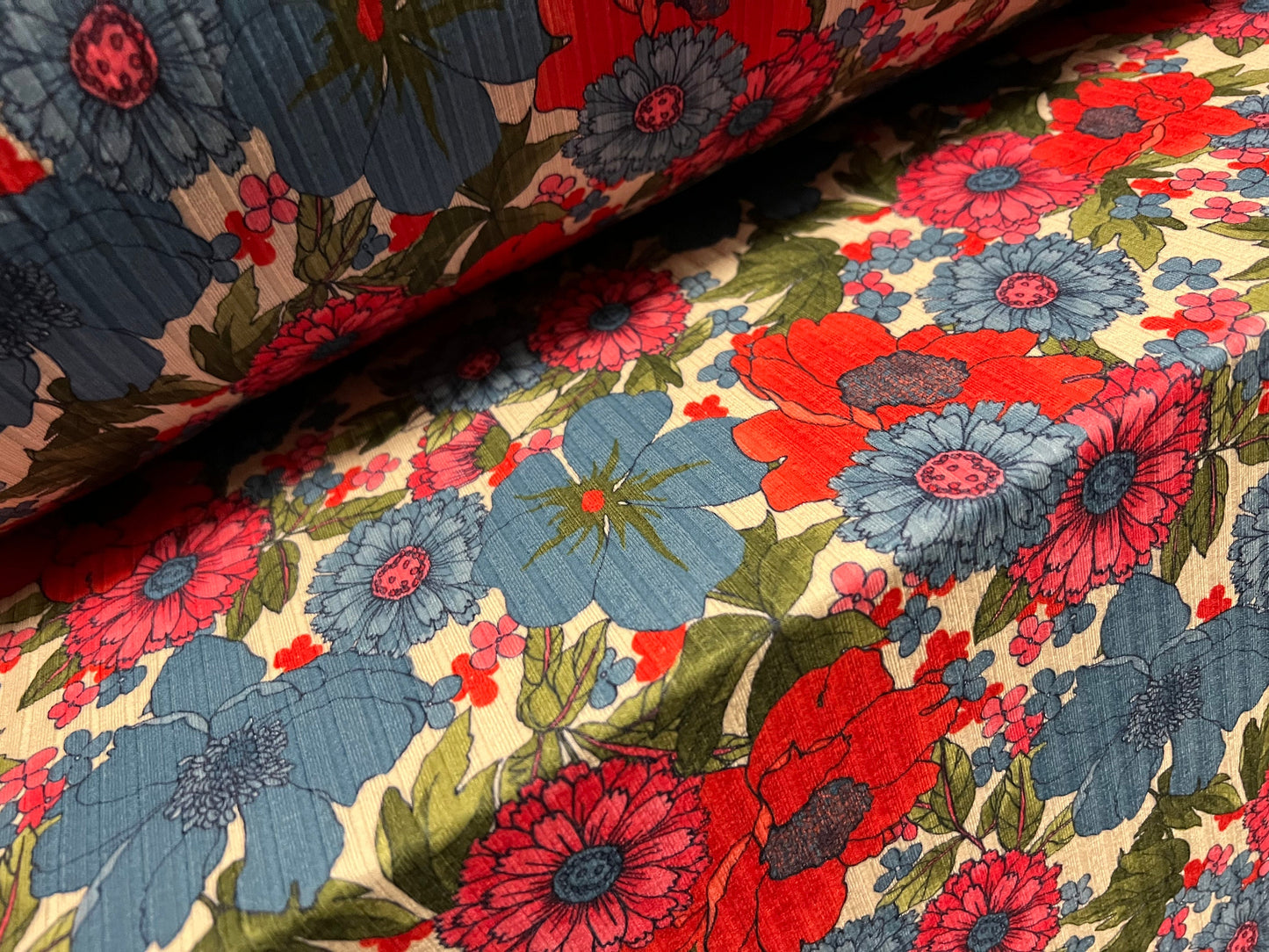 Spandex rib stretch jersey fabric, per metre - flower print - cream red & blue