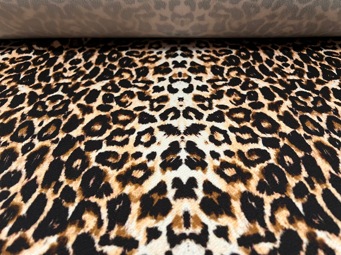 Waterfall textured scuba stretch spandex jersey fabric, per metre - Leopardskin animal print